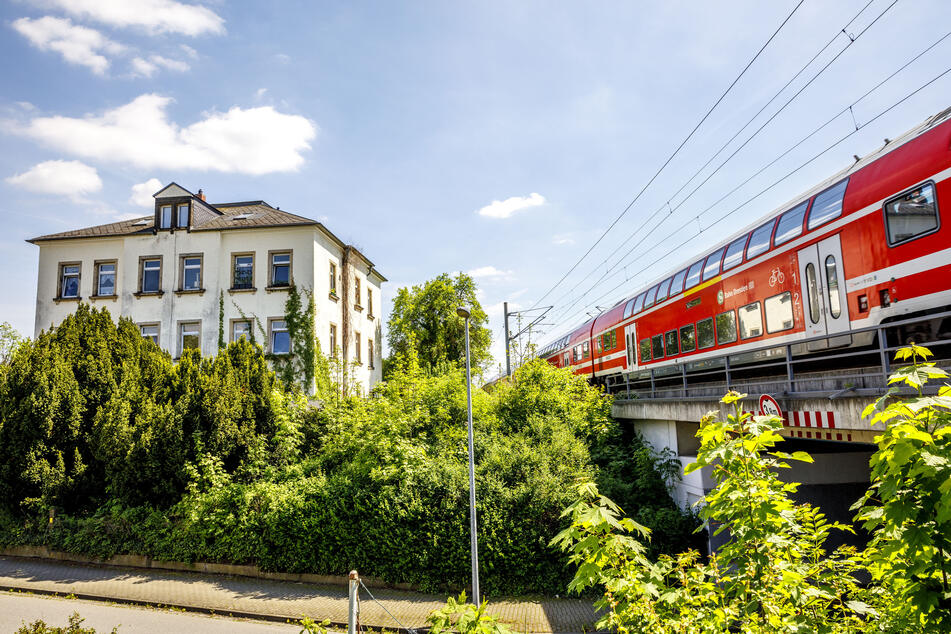 Weniger Fahrgäste: Als Ausgleich gibt's jetzt Geld vom Bund. Aber der Freistaat, der die Gelder verteilt, will vorerst nicht die ganzen Schäden erstatten.