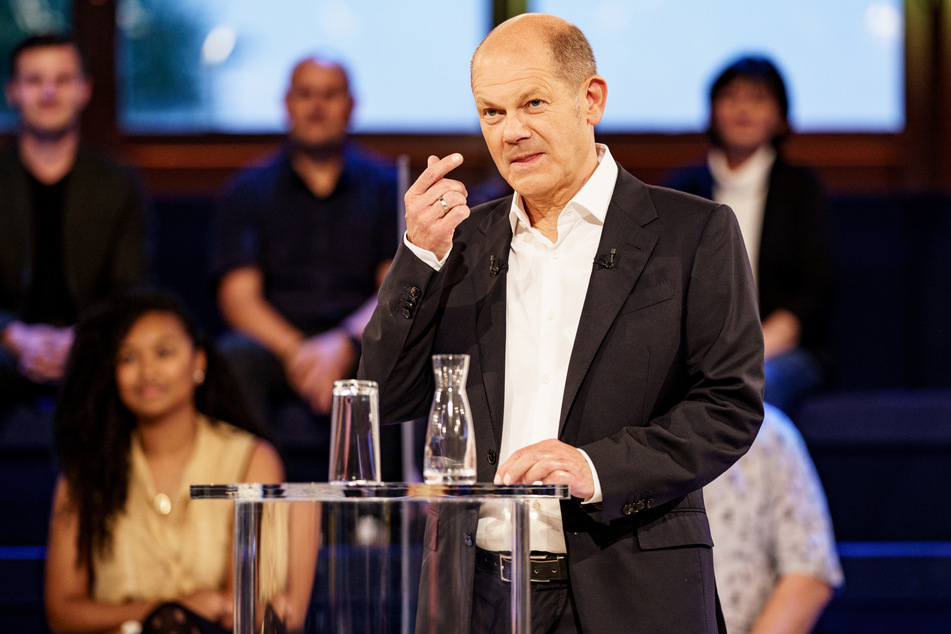 Olaf Scholz (63, SPD) am Dienstagabend in der ARD-Wahlarena zur Bundestagswahl in der Kulturwerft Gollan.