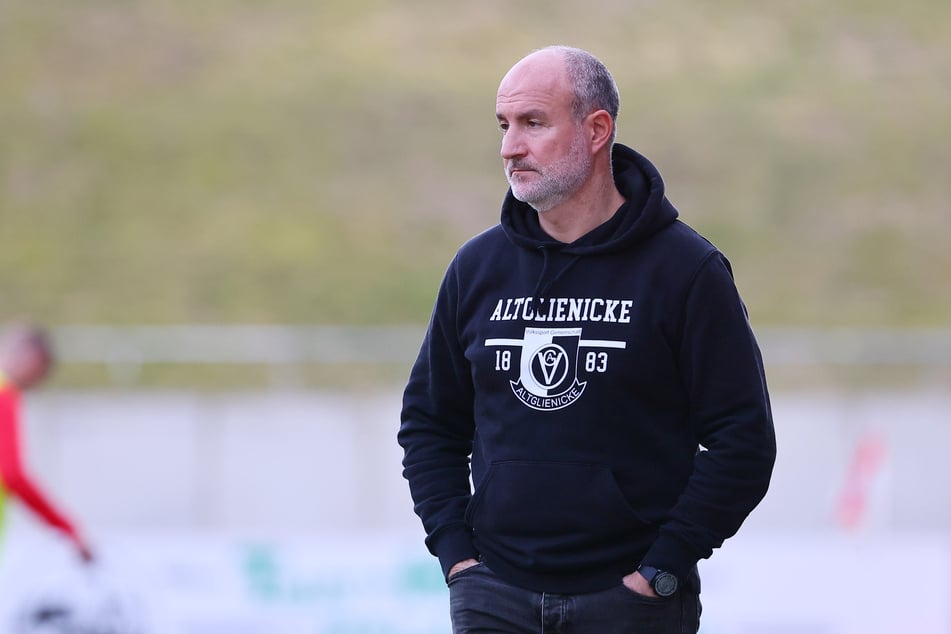 Der Nächste bitte! Wieder Trainer-Wechsel bei Aufstiegs-Anwärter im Nordosten