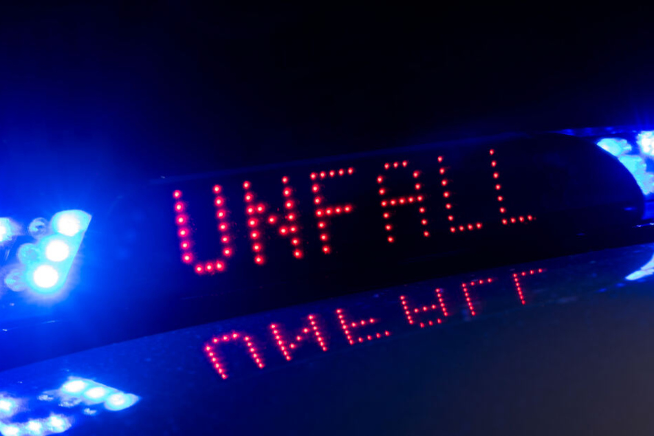 Nach einem Unfall ist die A93 Richtung Kufstein komplett gesperrt. (Symbolbild)