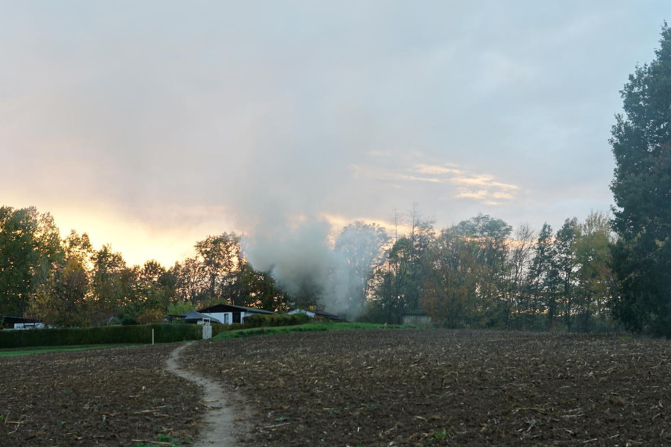 Schon von Weitem war die Rauchwolke über der Gartensparte "Eschengrund" sichtbar.