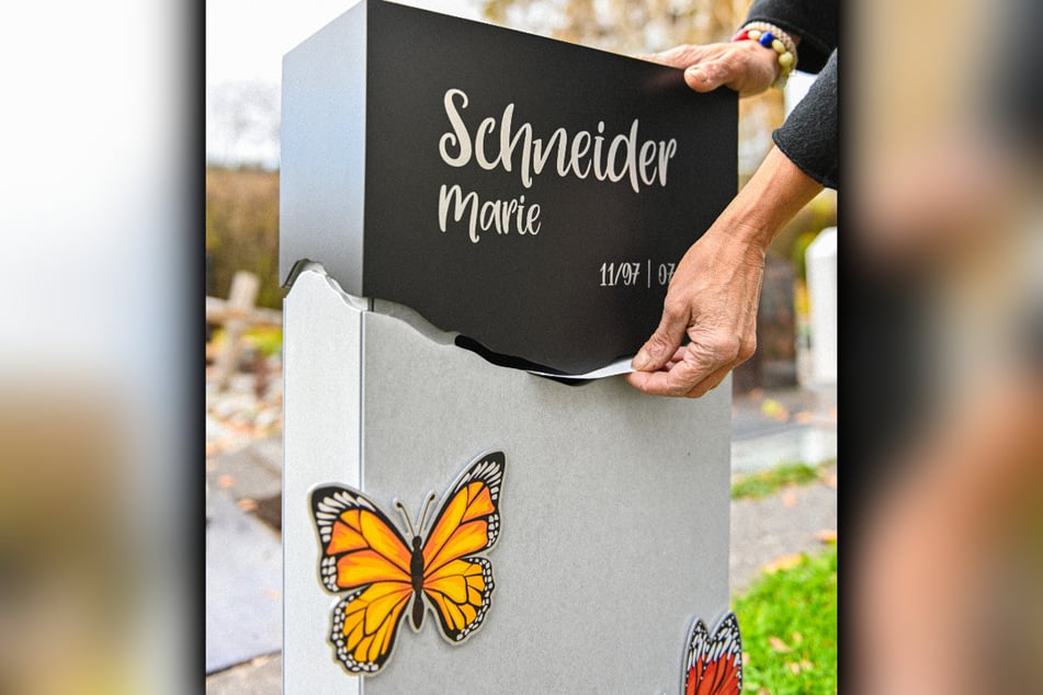 Ein Grabstein als Briefkasten ins Jenseits - in Leipzig wird diese Andenken-Innovation jetzt erstmals auf einer großen Verbrauchermesse vorgestellt.