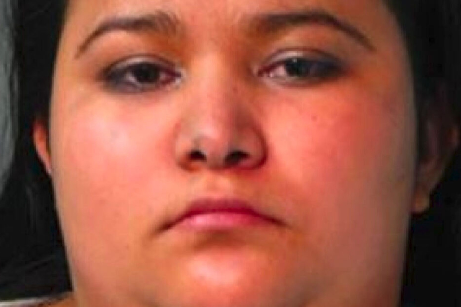 Yenci Elizabeth Lopez ist wegen Körperverletzung und Gefährdung des Kindeswohls angeklagt.