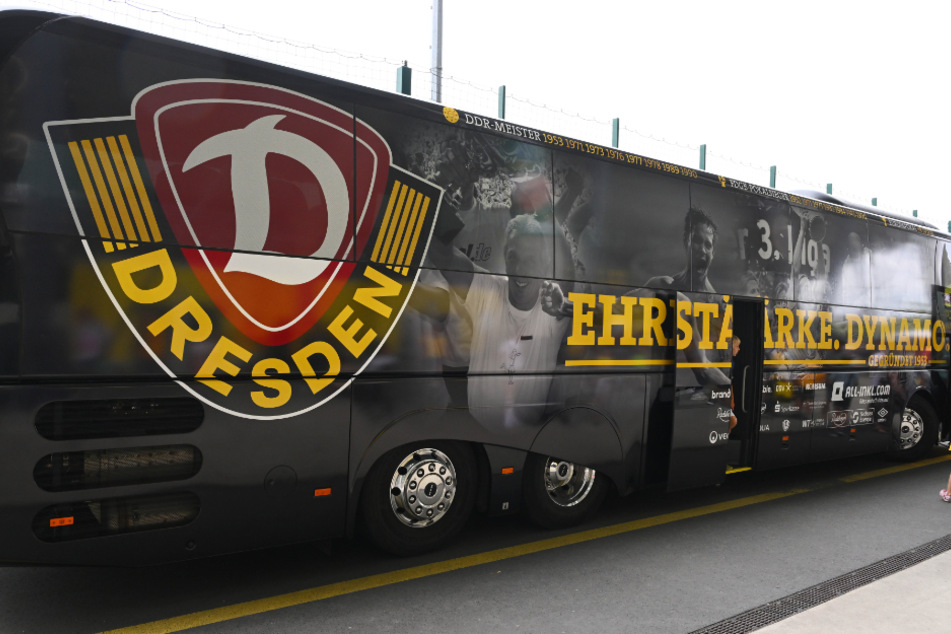 Der Dresdner Bus tritt die weiteste Reise an - es geht nach Saarbrücken.
