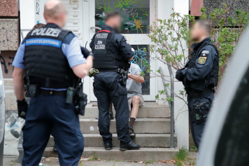 Der 57-Jährige wurde zunächst vorläufig festgenommen.
