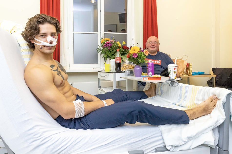 John Rudat (20) hat in der Nacht auf Sonntag sein Leben riskiert, um eine Gruppe Frauen in der Tram nach Gorbitz zu beschützen.
