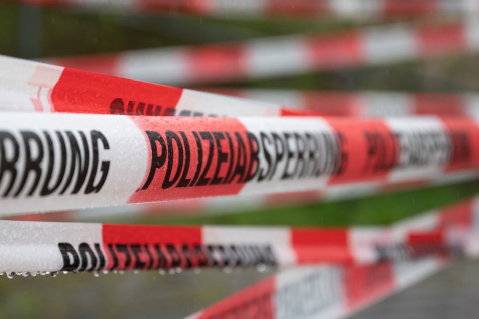 Bereits kurz nach Fund des Blindgängers hatte der Kampfmittelbeseitigungsdienst die Bombe gesprengt. (Symbolbild)