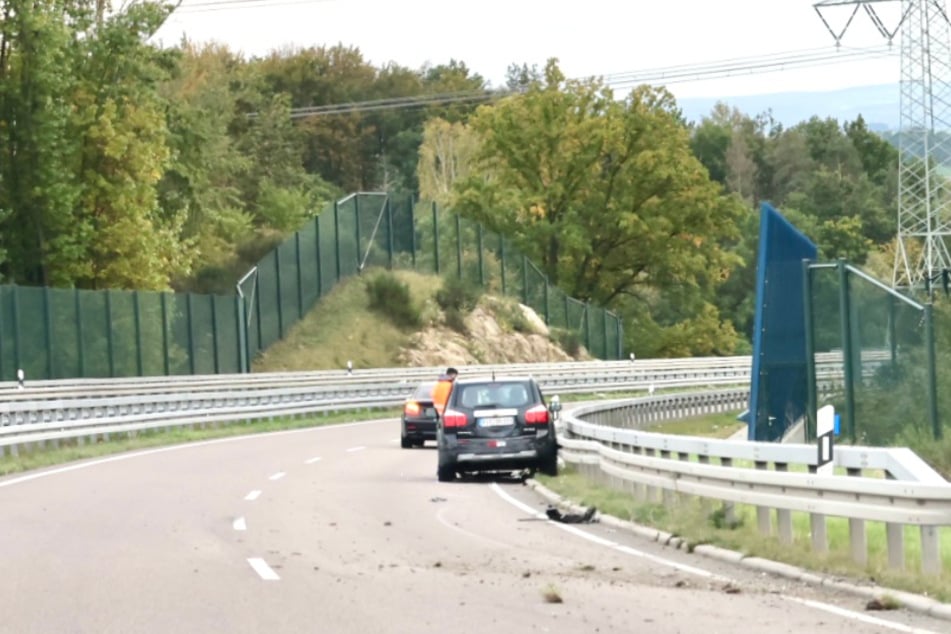 Bei einer Kollision von Chevrolet und Mercedes zogen sich drei Personen Verletzungen zu.
