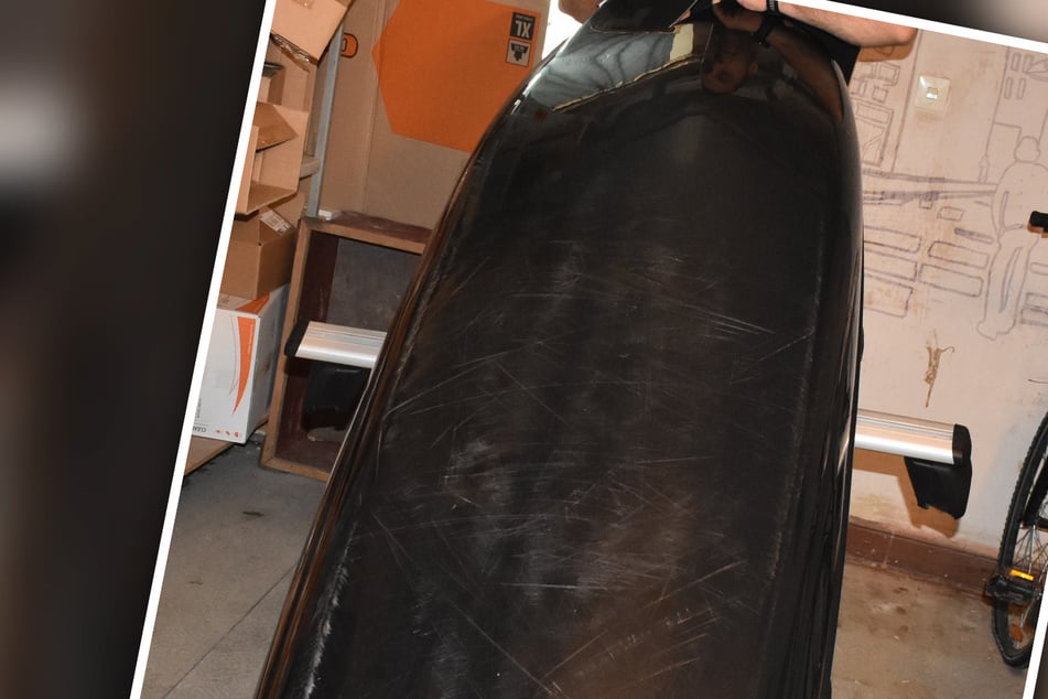 Unfall A9: Herrenlose Dachbox liegt auf der A9! Wer kennt die Besitzer?