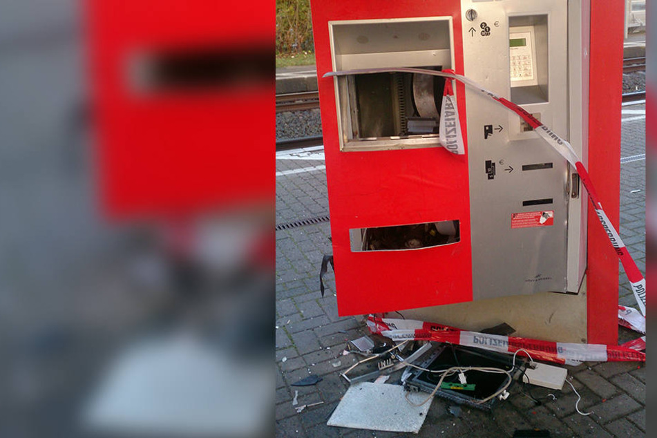 Am Bahnhof in Döbeln haben Unbekannte einen Fahrkahrtenautomat gesprengt. (Symbolbild)