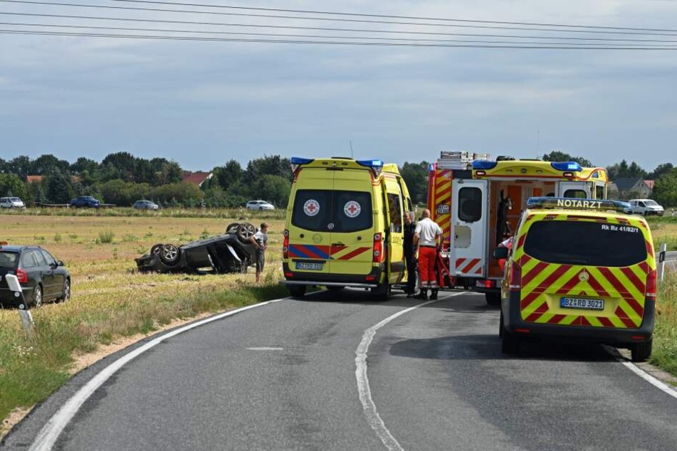 Die B156 war zwischen Niedergurig und Briesning etwa 45 Minuten gesperrt.