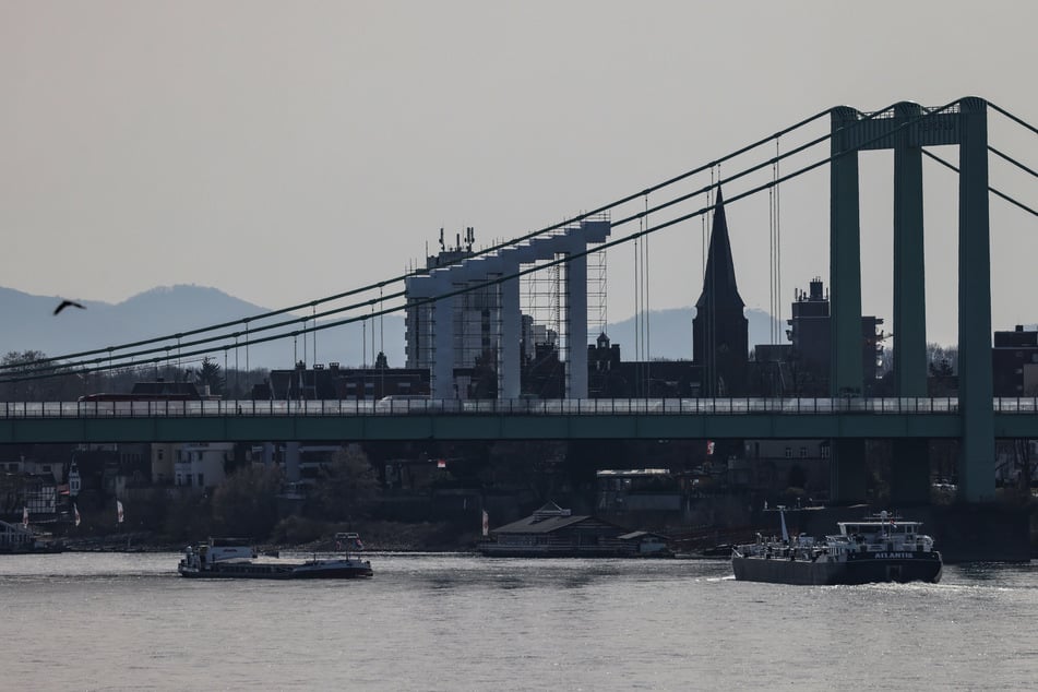 Rodenkirchener Brücke sorgt weiter für Ärger: Bauarbeiten dauern länger