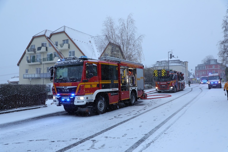 Die Einsatzkräfte der Feuerwehr konnten die Flammen schnell löschen.