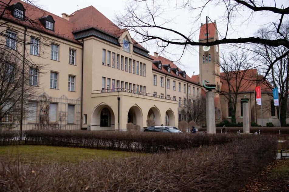 Der erste bestätigte Coronavirus-Patient in Deutschland liegt auf der Isolierstation im Münchner Klinikum Schwabing.
