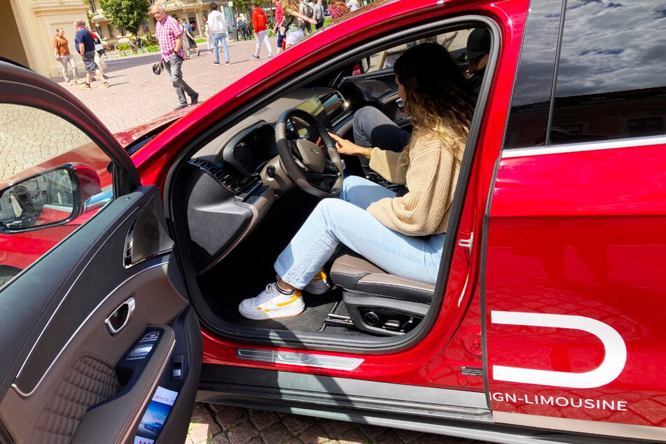 Eine Probefahrt mit den Wagen von BYD lohnt sich für Jeden, der auf der Suche nach einem coolen preiswerten Elektroauto ist ;-)