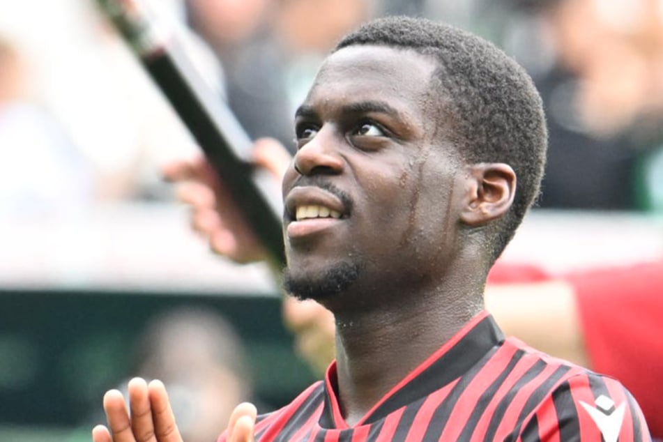 Wechselt Noel Aseko (20) vom FC Bayern zu Eintracht Frankfurt?
