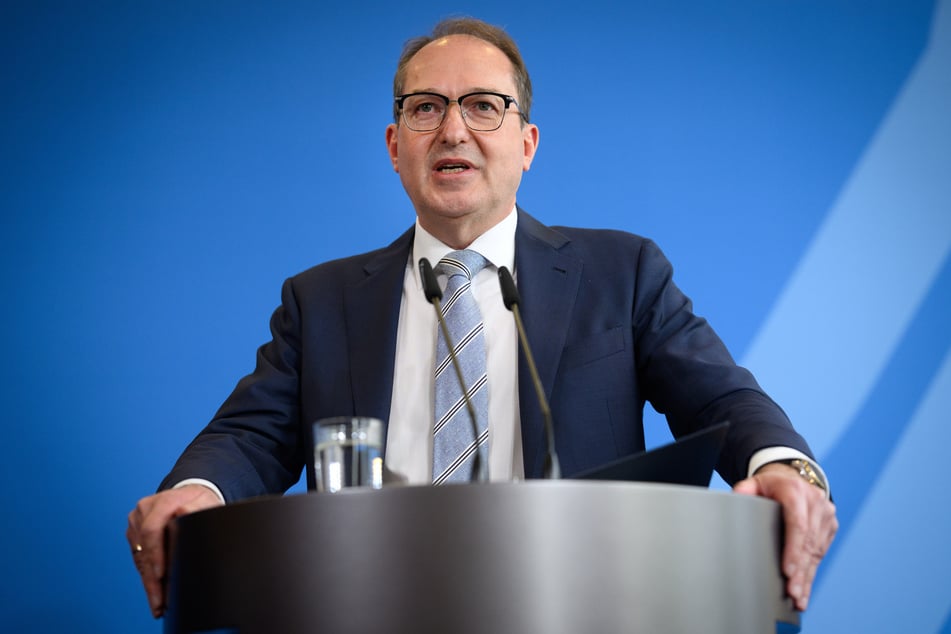 Der neue Bundesinnenminister Alexander Dobrindt (54, CSU).