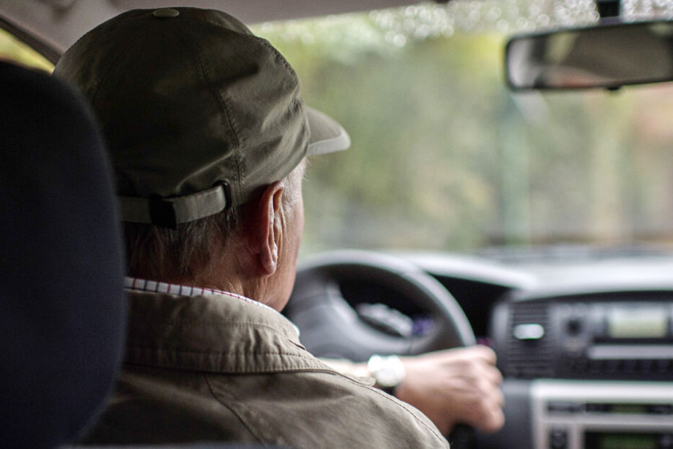 Der 70-Jährige war aus gesundheitlichen Gründen nicht in der Lage Auto zu fahren (Symbolfoto).