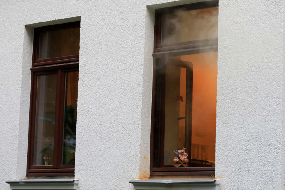 Die Erdgeschosswohnung des älteren Paares stand in Flammen.