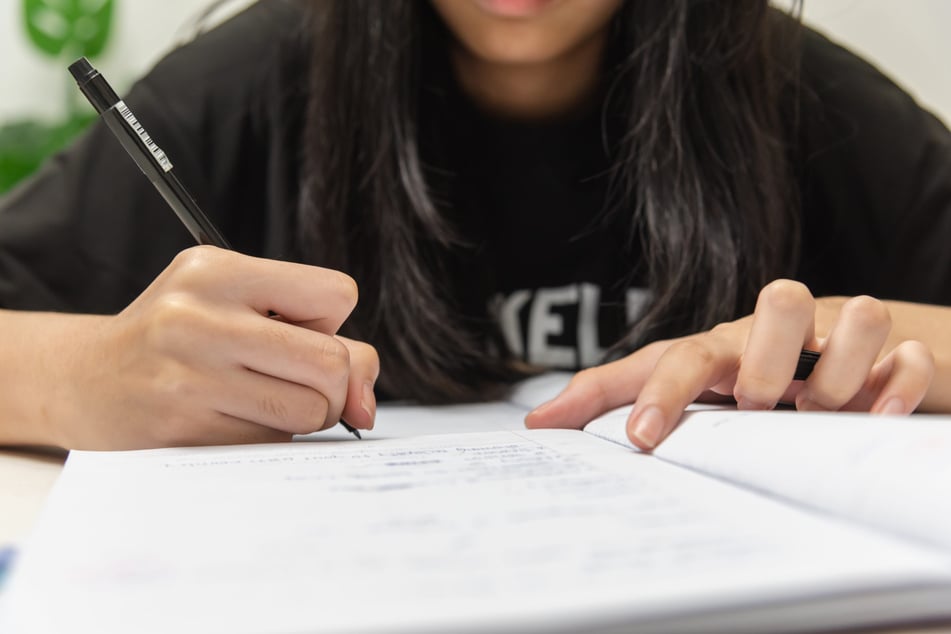 Etwa 25 Prozent der Schüler in Deutschland fühlen sich durch den Schulalltag psychisch belastet. (Symbolfoto)