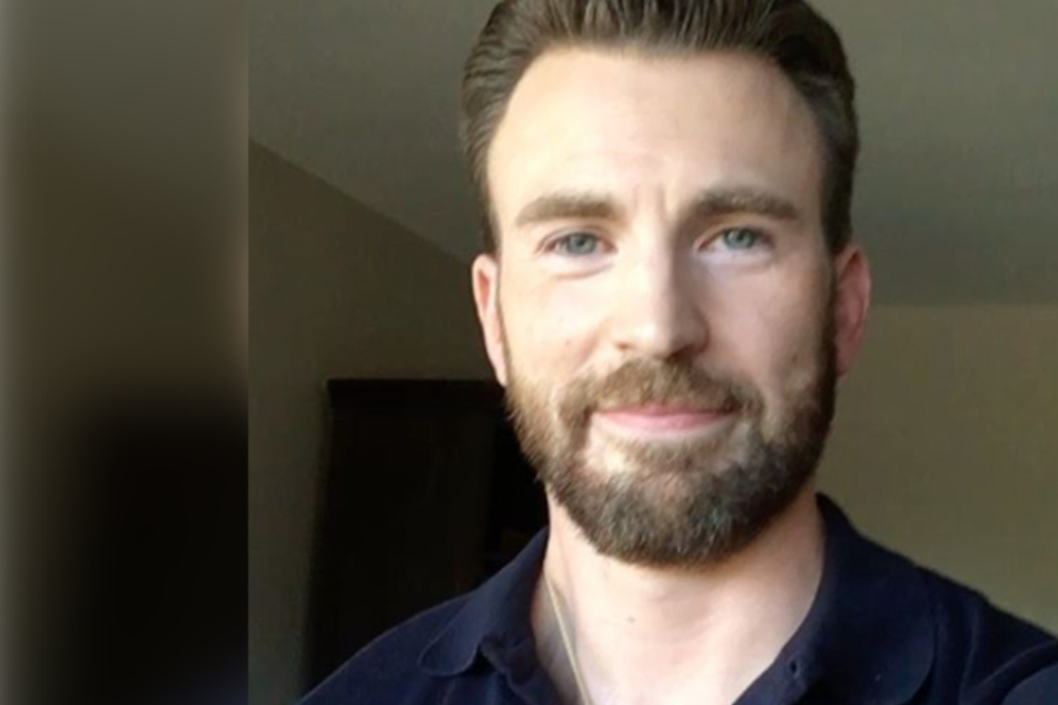 The Avengers actor tweeted about his mishap, steering attention to the upcoming election.