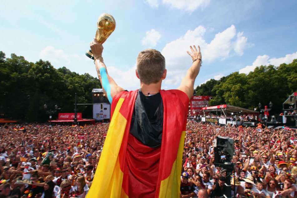 Gegen diesen Anblick hätte am 16. Juli, dem Tag nach dem WM-Finale, wohl kein deutscher Fan etwas dagegen.
