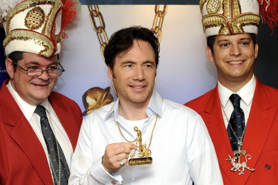 Michael "Bully" Herbig (M) bekam die Auszeichnung der Narhalla 2011.