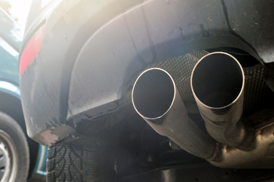 Das Thema "Diesel-Fahrverbote" wird die Hessen auch 2019 beschäftigen (Symbolbild).