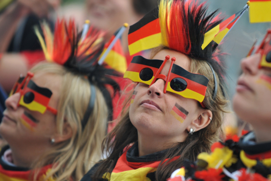 Deutsche Fans dürften ab dem 20. November in einigen Gaststätten mehr als in die Röhre gucken.