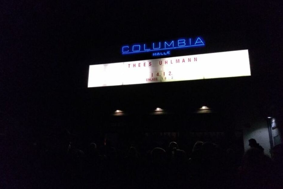 Thees Uhlmann spielte in Berlin mit seiner Band auf.