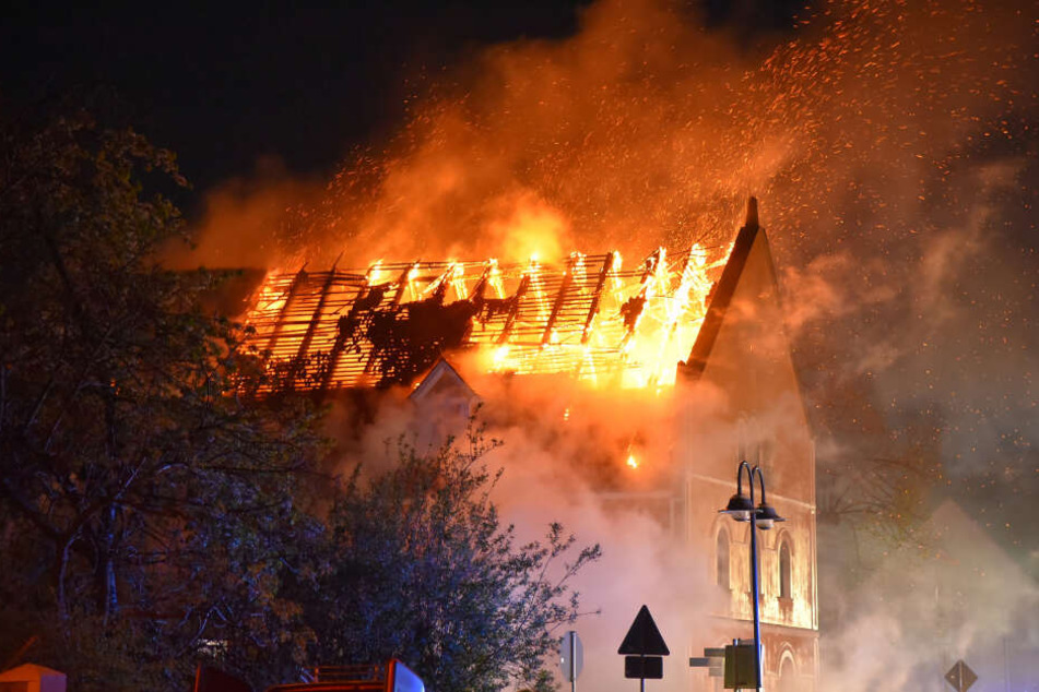 Die erste Etage und der Dachstuhl wurden bei dem Brand zerstört.