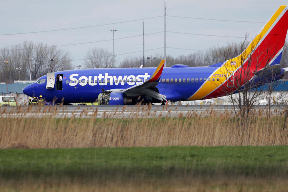 Ein Flugzeug der Southwest Airlines steht am Rollfeld.