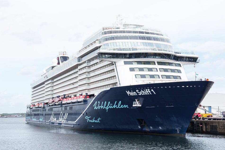 Více než 50 cestujících z lodi „Mein Schiff 1“ se při výletu v Dominikánské republice převrátilo na katamaránu. (Ilustrační obrázek)