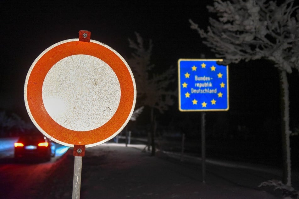 An der Grenze zur Tschechischen Republik wird nun kontrolliert.