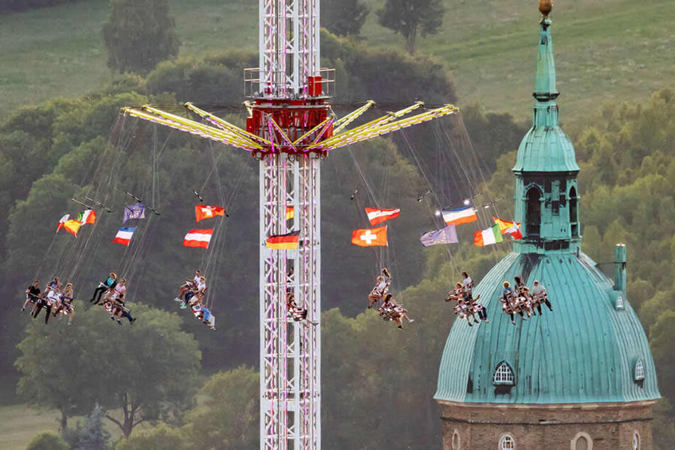 "Thy Flyer" ist nichts für schwache Nerven. Hier schwebt man in 80 Metern Höhe über dem Boden.