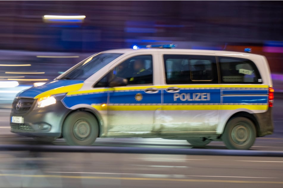 Die Polizei sucht nach den unbekannten Tätern. (Symbolbild)