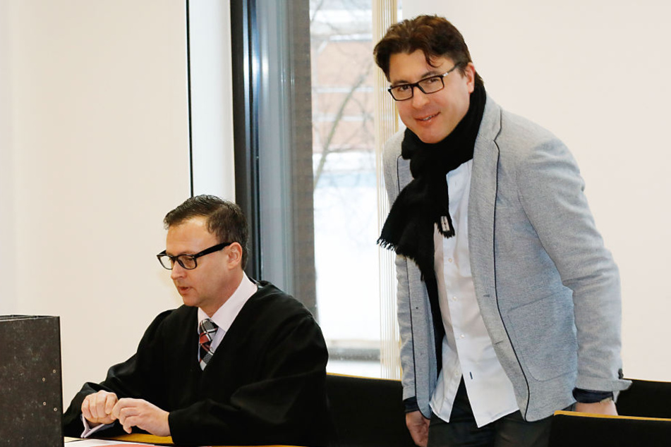 Für Christian Weise (48) wird es im Amtsgericht Chemnitz gerade ungemütlich.