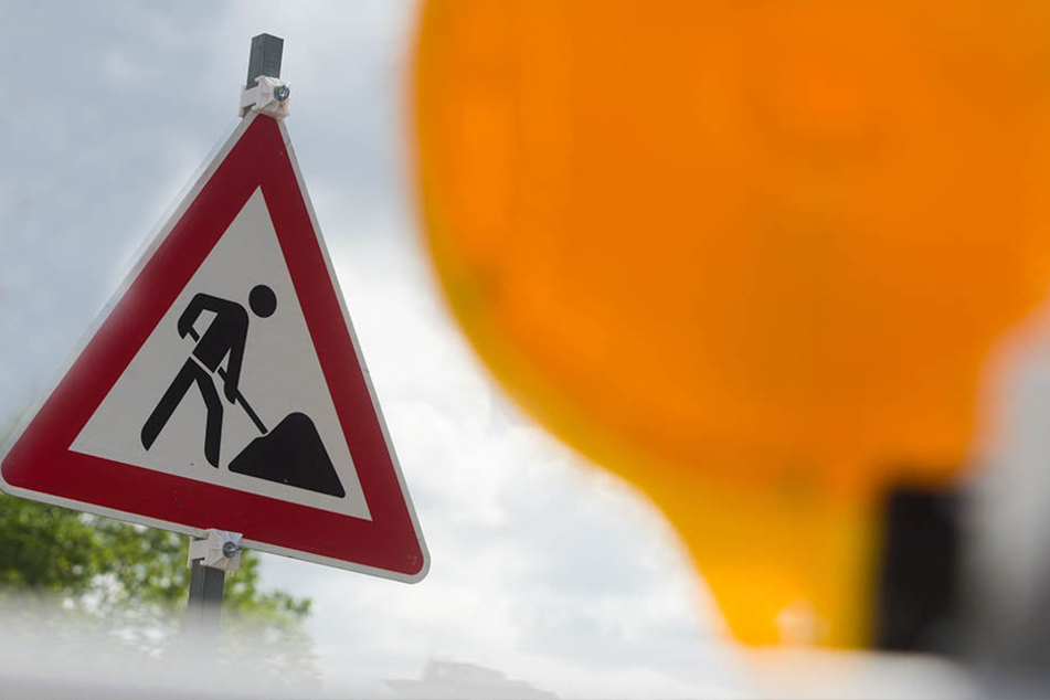 Aufgrund von Baurabeiten bleiben die Ausfahrt der A 72 aus Richtung Hof und die Auffahrt in Richtung Leipzig gesperrt. (Symbolbild)