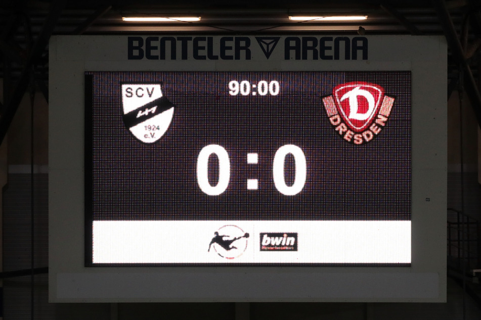 Der SC Verl wird seine vermeintlichen Heimspiele vorerst allesamt wieder in der Benteler-Arena in Paderborn austragen müssen.