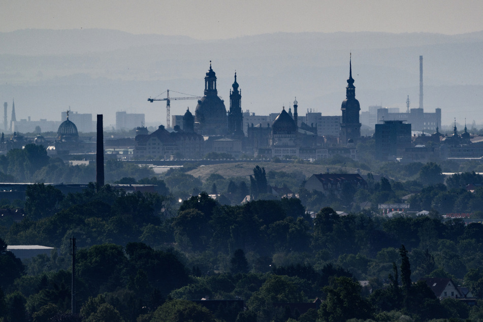 So ruhig wie auf dieser Aufnahme aus Dresden wird das Wetter in den kommenden Tagen nur selten.