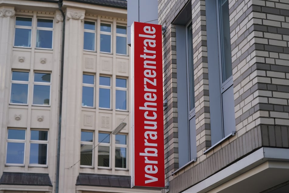 Die Verbraucherzentrale Hamburg hat eine Klage gegen die Deutsche Bahn eingereicht. Der Grund: eine Preisfalle.