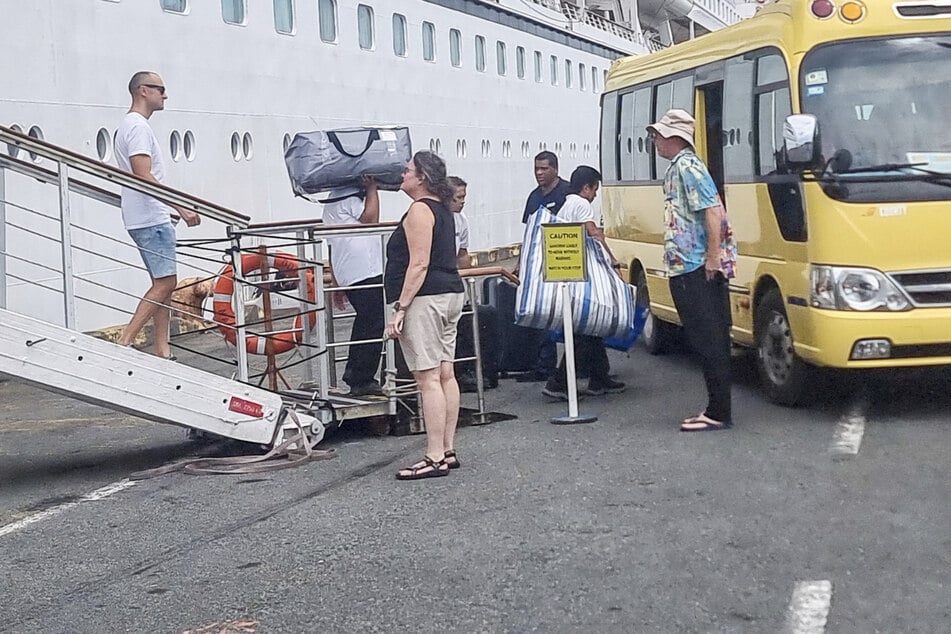 Luxus-Traum geplatzt: Spritpreise stoppen Weltreise - 200 Passagiere sitzen fest