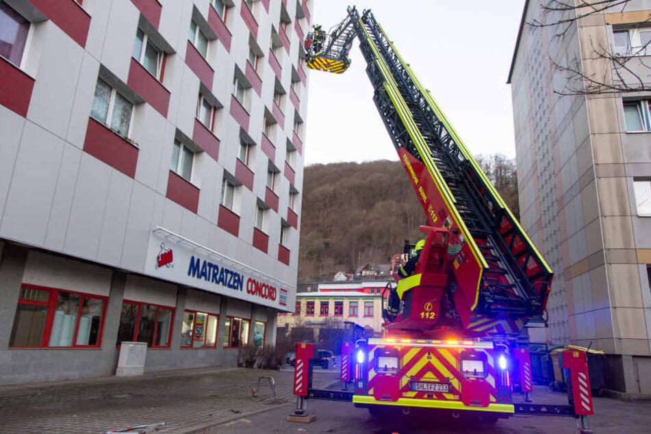 In der 9. Etage eines Wohnhauses in Suhl brannte eine Wohnung.