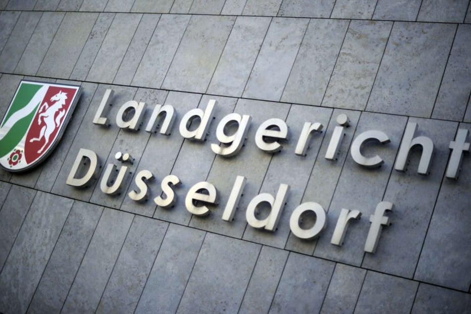 Der Prozess findet am Amtsgericht in Düsseldorf statt. Die Drahtzieher des Pflegebetrugs waren bereits zu Gefängnisstrafen verurteilt worden (Archivbild).