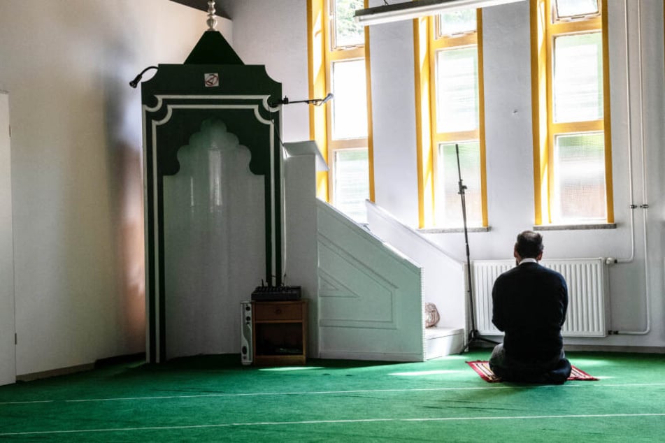 Die Al-Farouk-Moschee in Potsdam wurde 2018 eröffnet und befindet sich in einem ehemaligen Heizraum einer Wohnsiedlung.