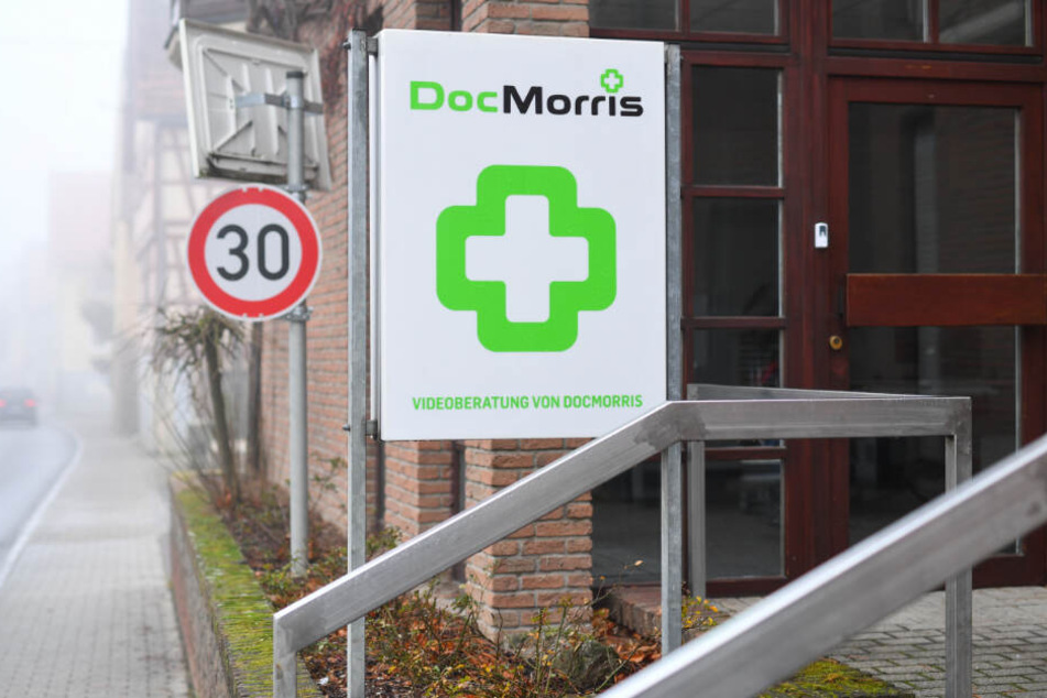 In der Gemeinde Hüffenhardt versucht Versandhändler DocMorris seit drei Jahren eine Alternative in Form eines Arzneimittelautomaten zu etablieren.