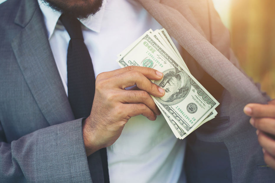 Ein extravaganter Lebensstil und fehlendes Einkommen können zu Insolvenz führen.