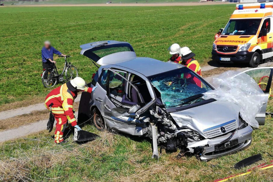 Wende-Manöver auf Autobahn: Drei Schwerverletzte