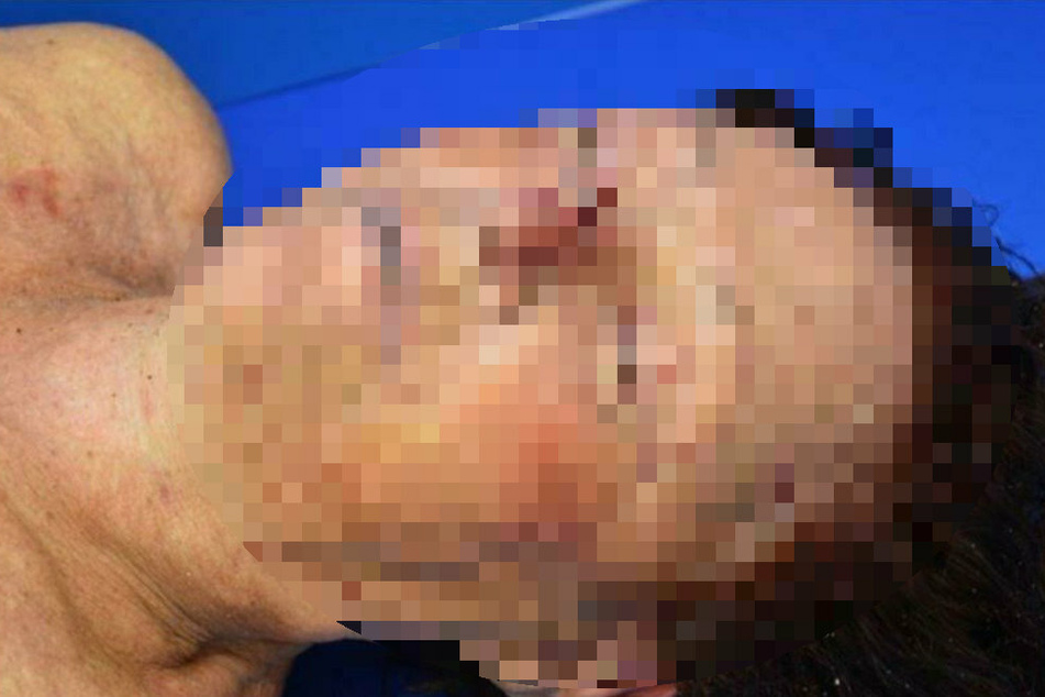 Mit einem Foto versuchte die Polizeiinspektion Stralsund die Identität der Toten zu klären.
