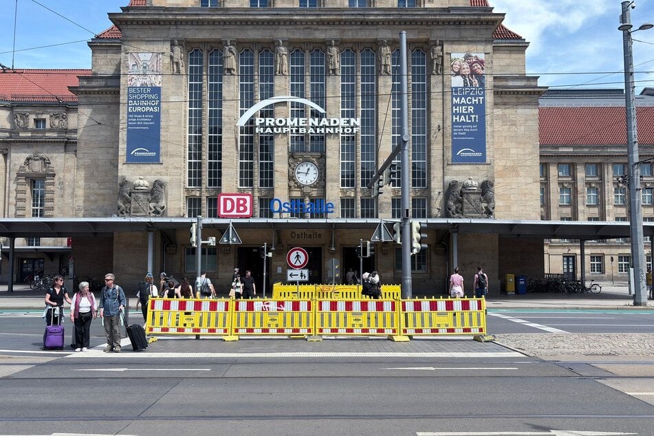 Eine der wichtigsten Ampeln am Leipziger Hauptbahnhof ist ausgefallen.